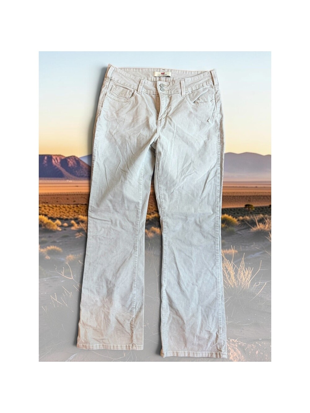 Levi's 526 Slender Boot Corduroy Pants Women's Size 12M Color- Cream